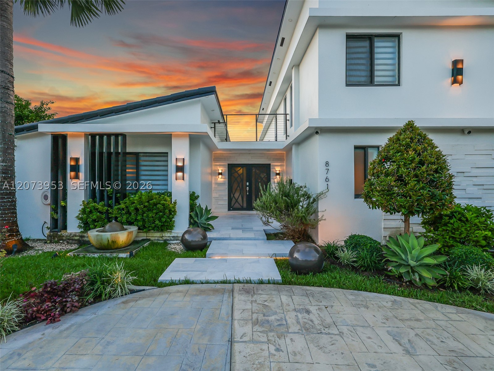 8761 SW 56th St, Miami FL 33165