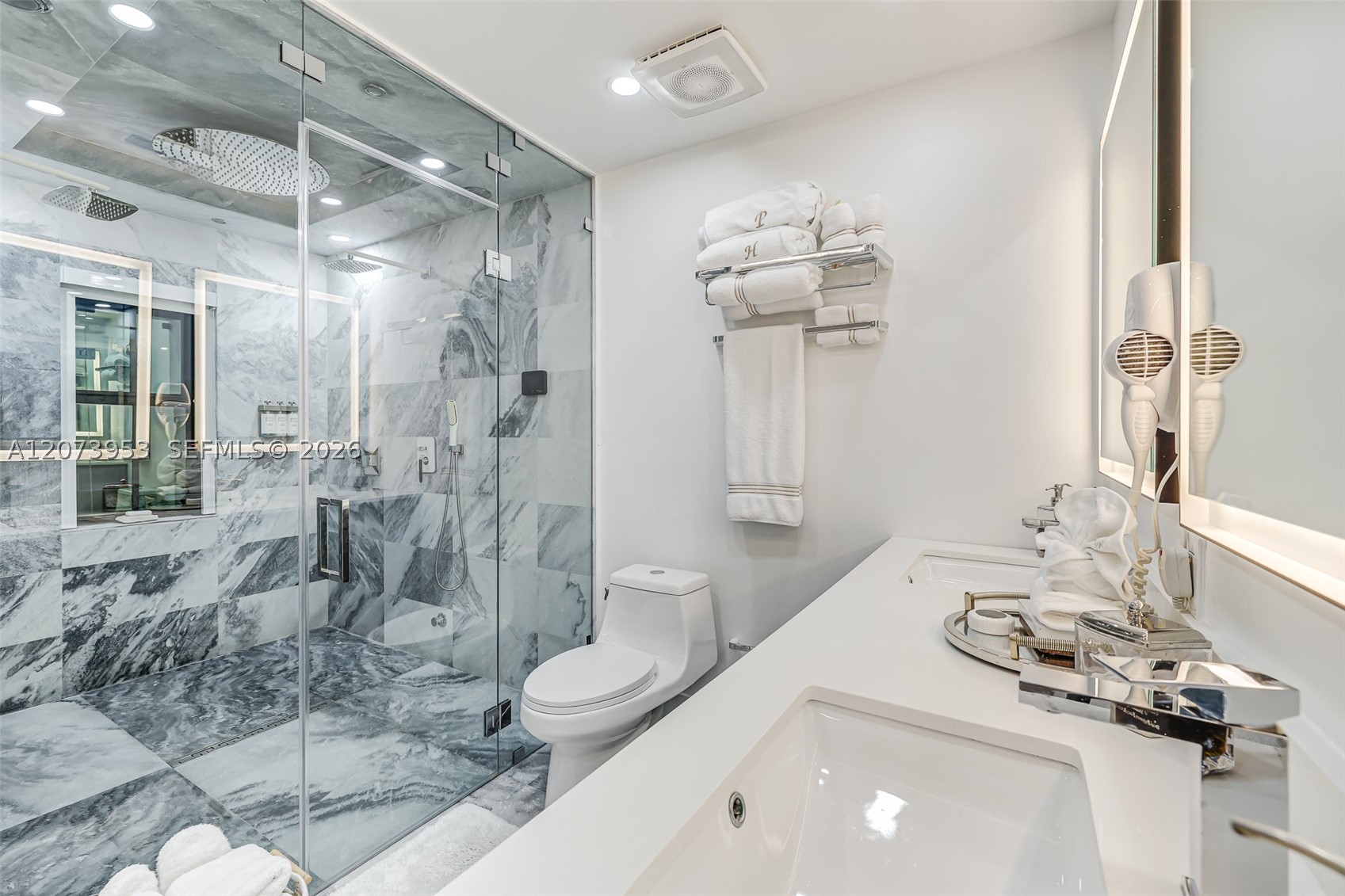 8761 SW 56th St, Miami FL 33165