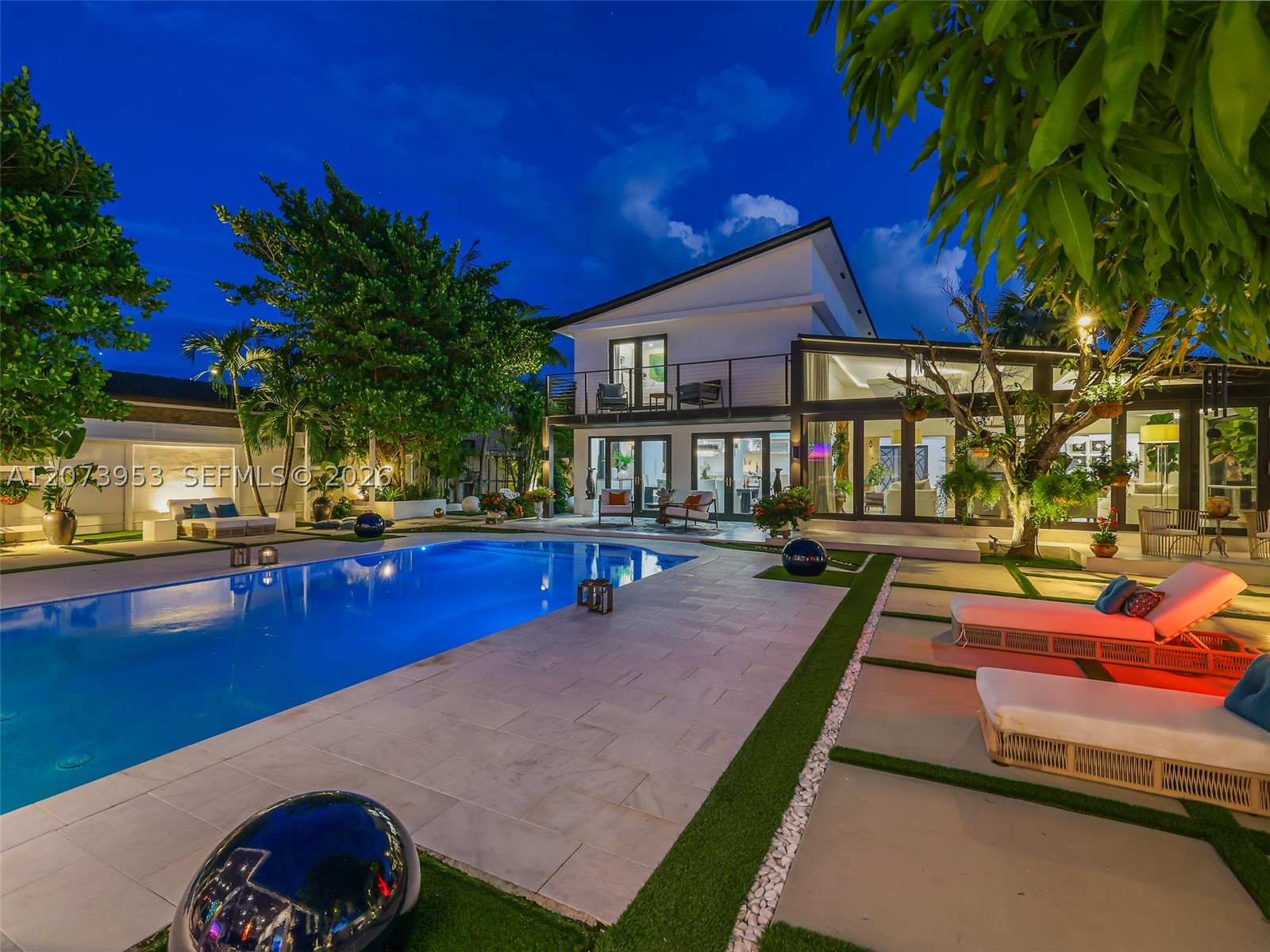8761 SW 56th St, Miami FL 33165