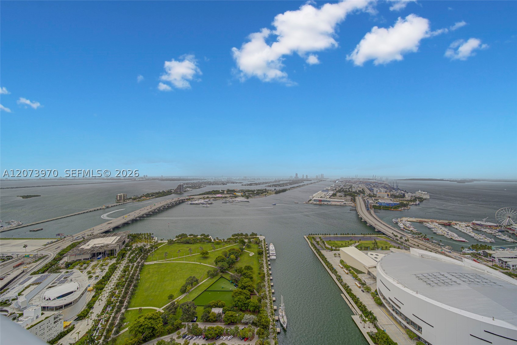 900 Biscayne Blvd #5203, Miami FL 33132