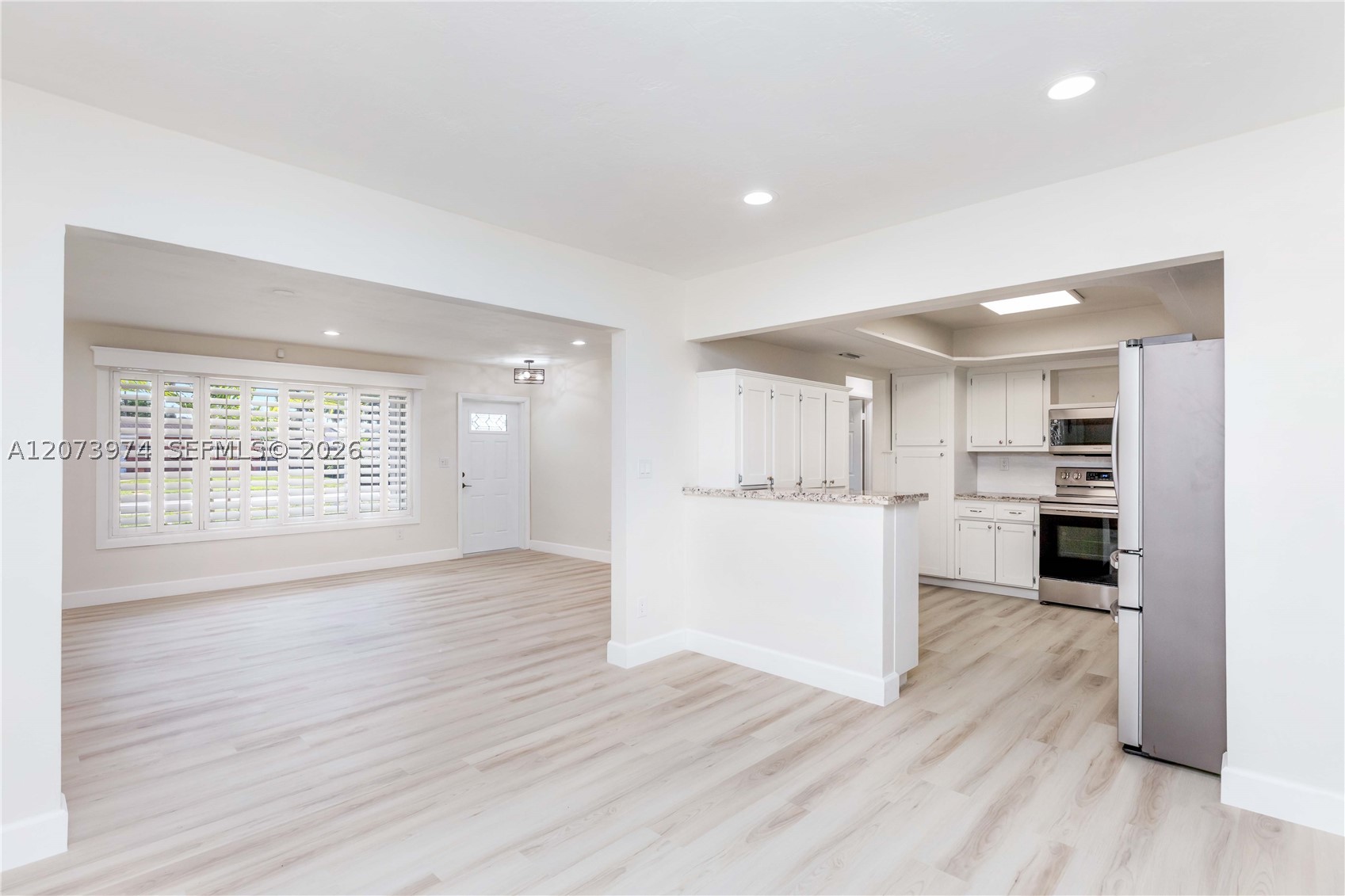 1900 NW 82nd Ter, Pembroke Pines FL 33024