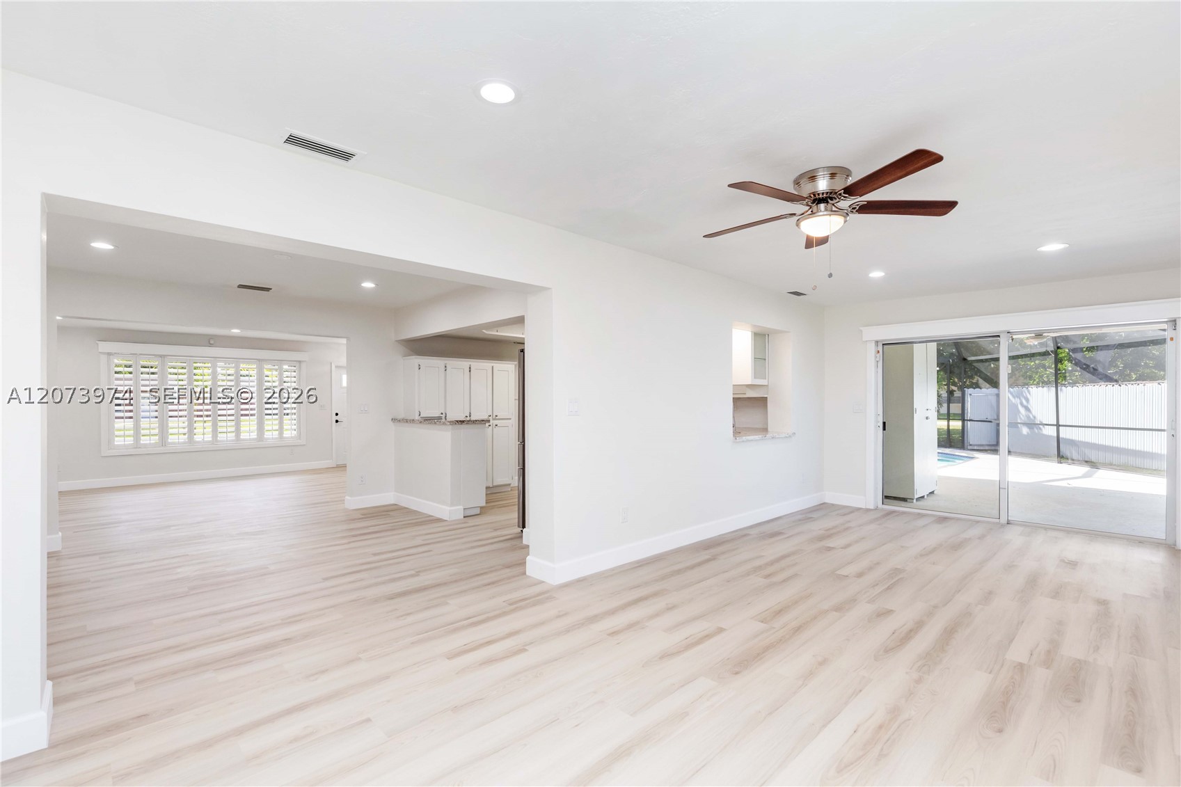 1900 NW 82nd Ter, Pembroke Pines FL 33024