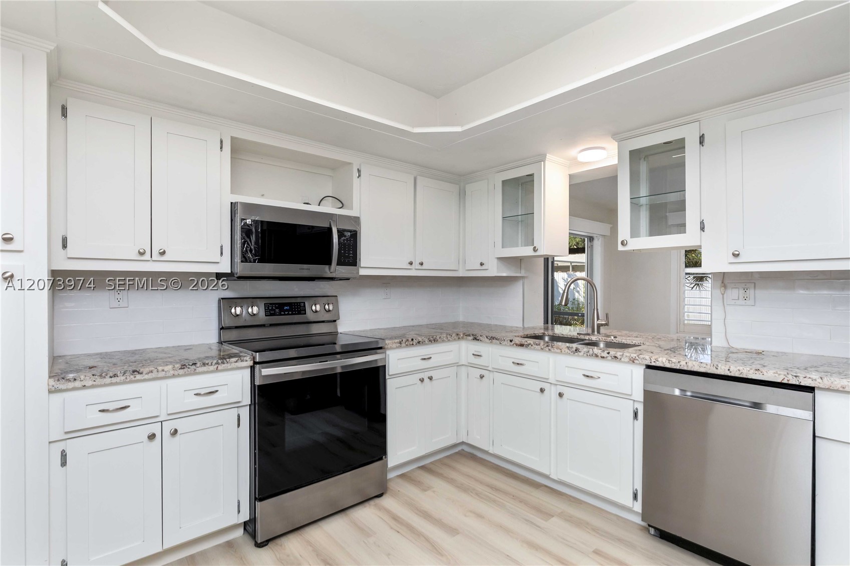 1900 NW 82nd Ter, Pembroke Pines FL 33024