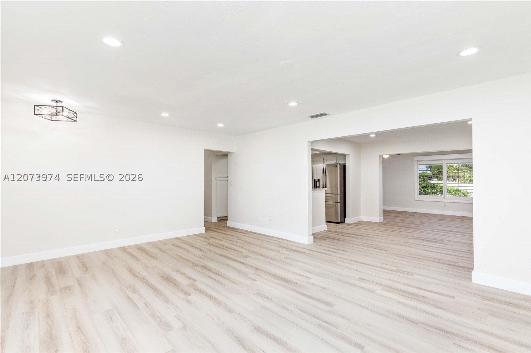 1900 NW 82nd Ter, Pembroke Pines FL 33024