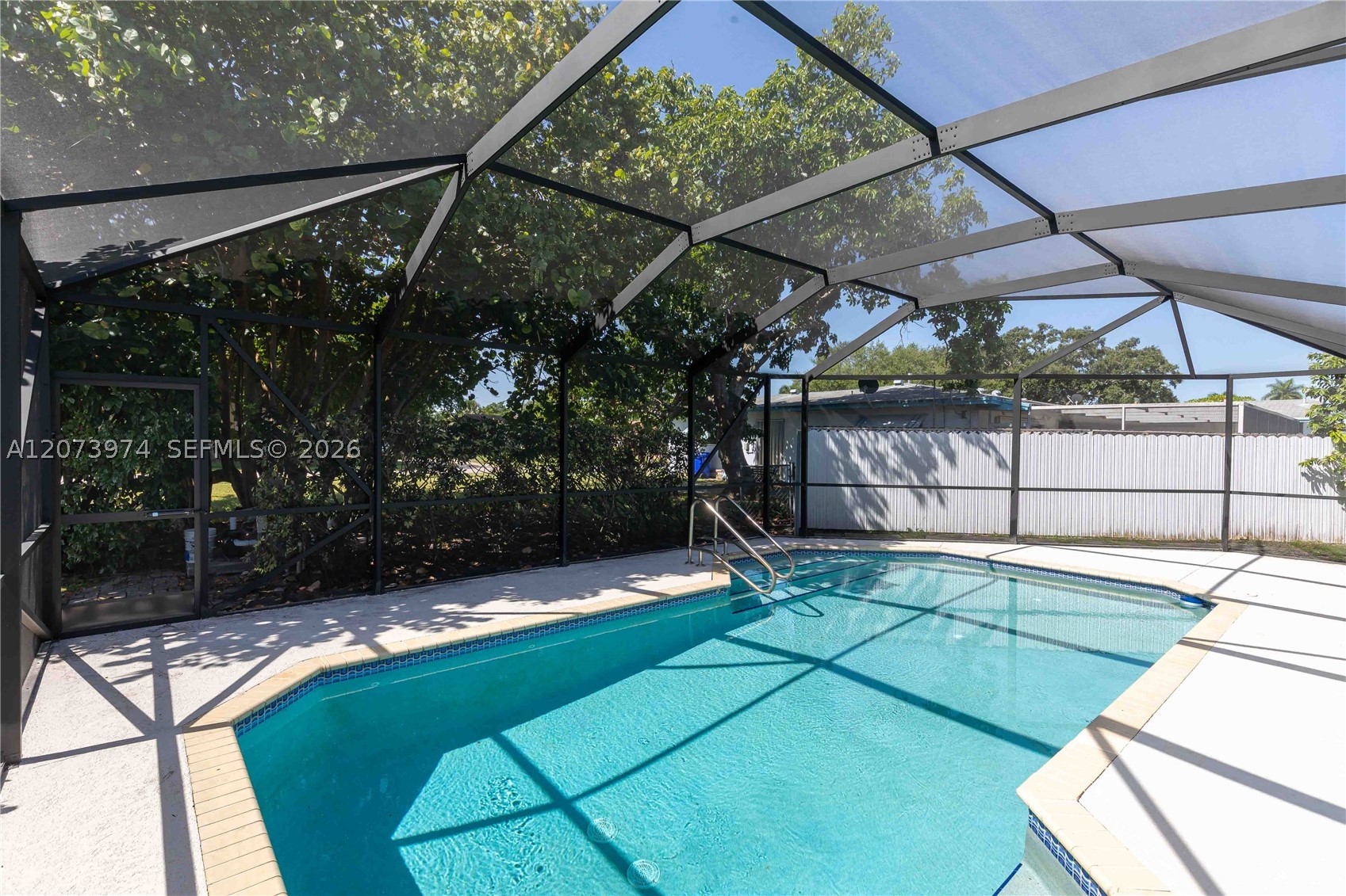 1900 NW 82nd Ter, Pembroke Pines FL 33024