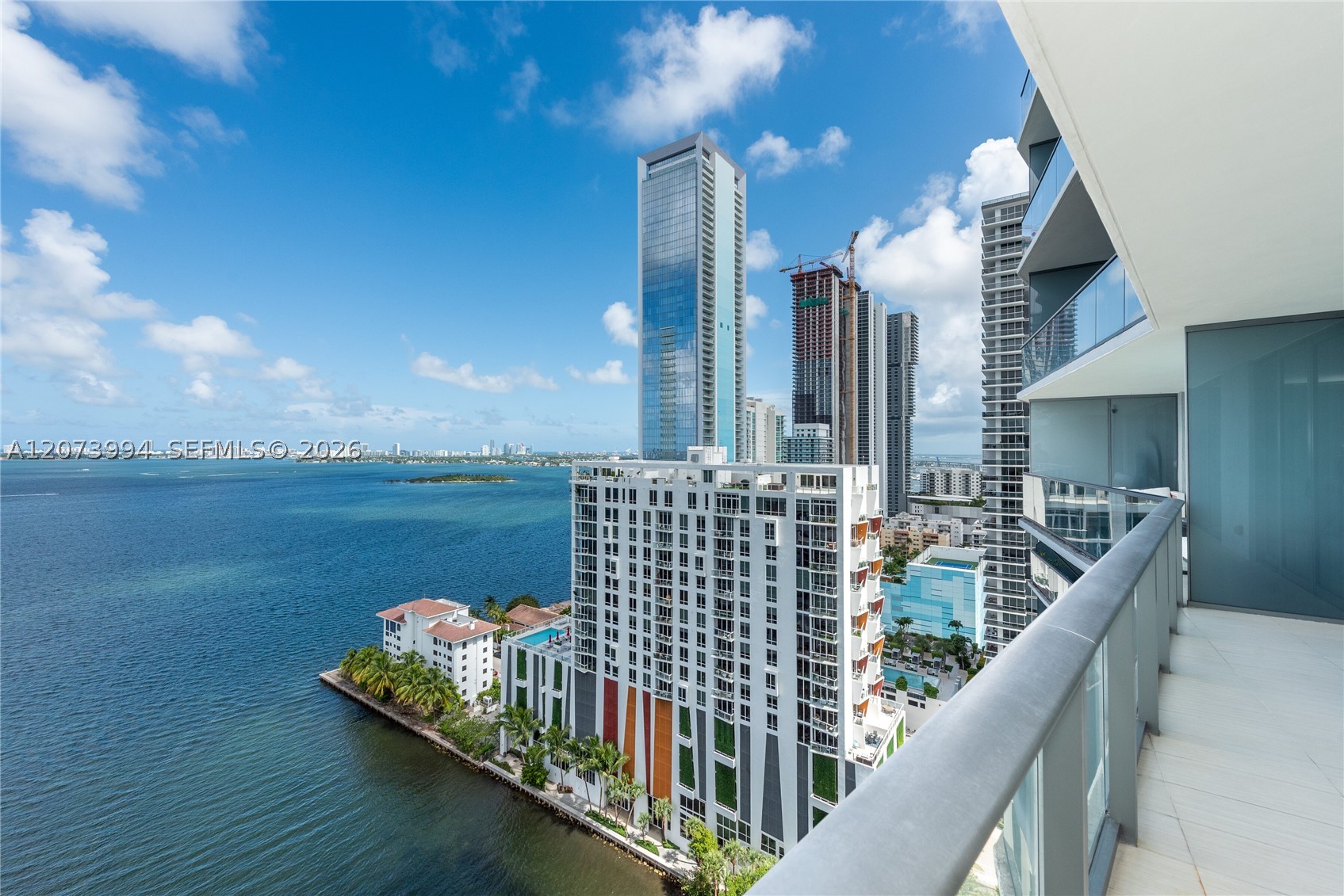 460 NE 28th St #2202, Miami FL 33137