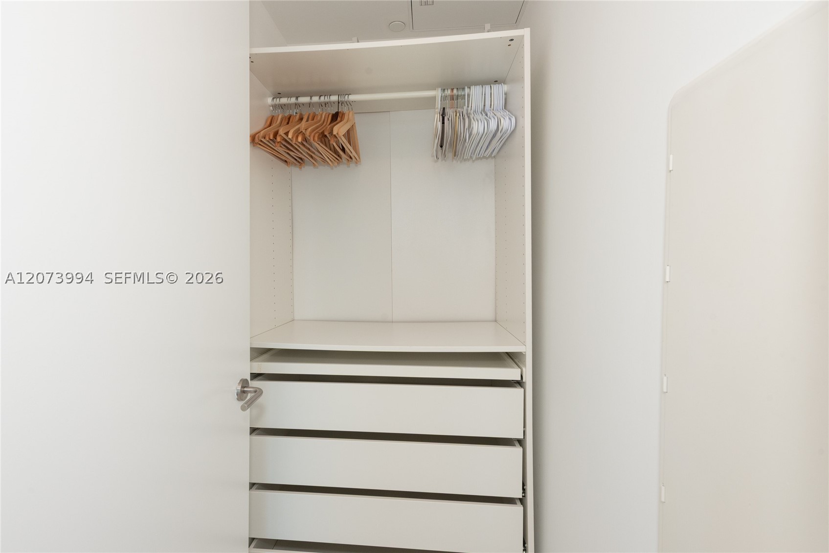 460 NE 28th St #2202, Miami FL 33137