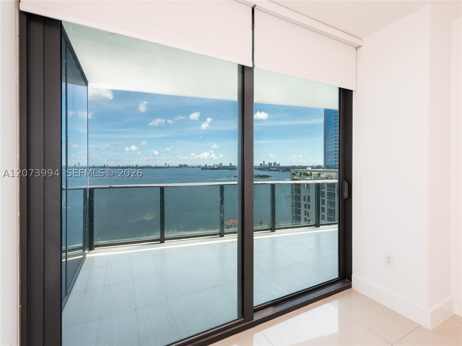 460 NE 28th St #2202, Miami FL 33137