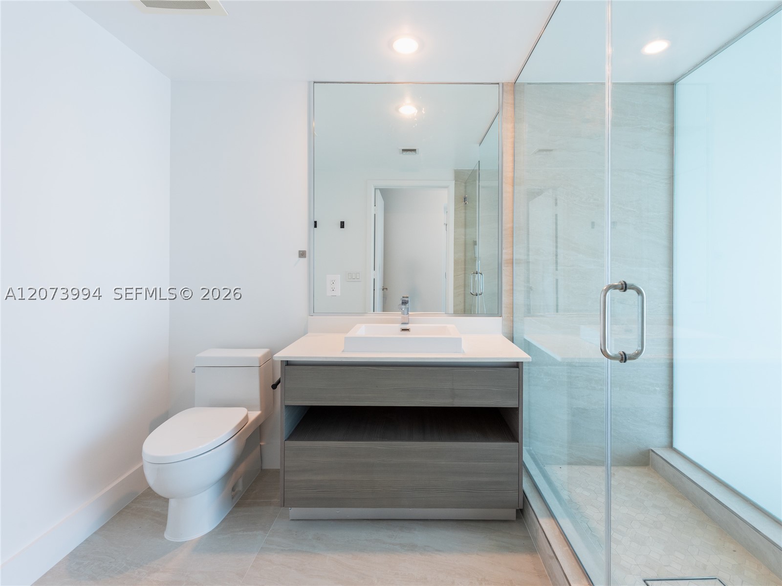 460 NE 28th St #2202, Miami FL 33137