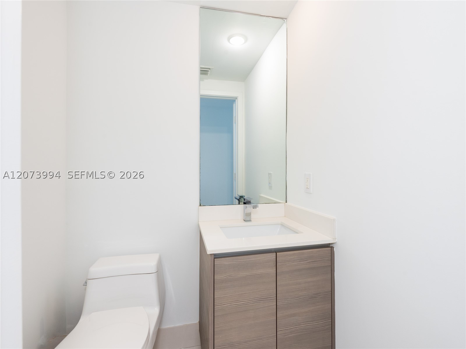 460 NE 28th St #2202, Miami FL 33137