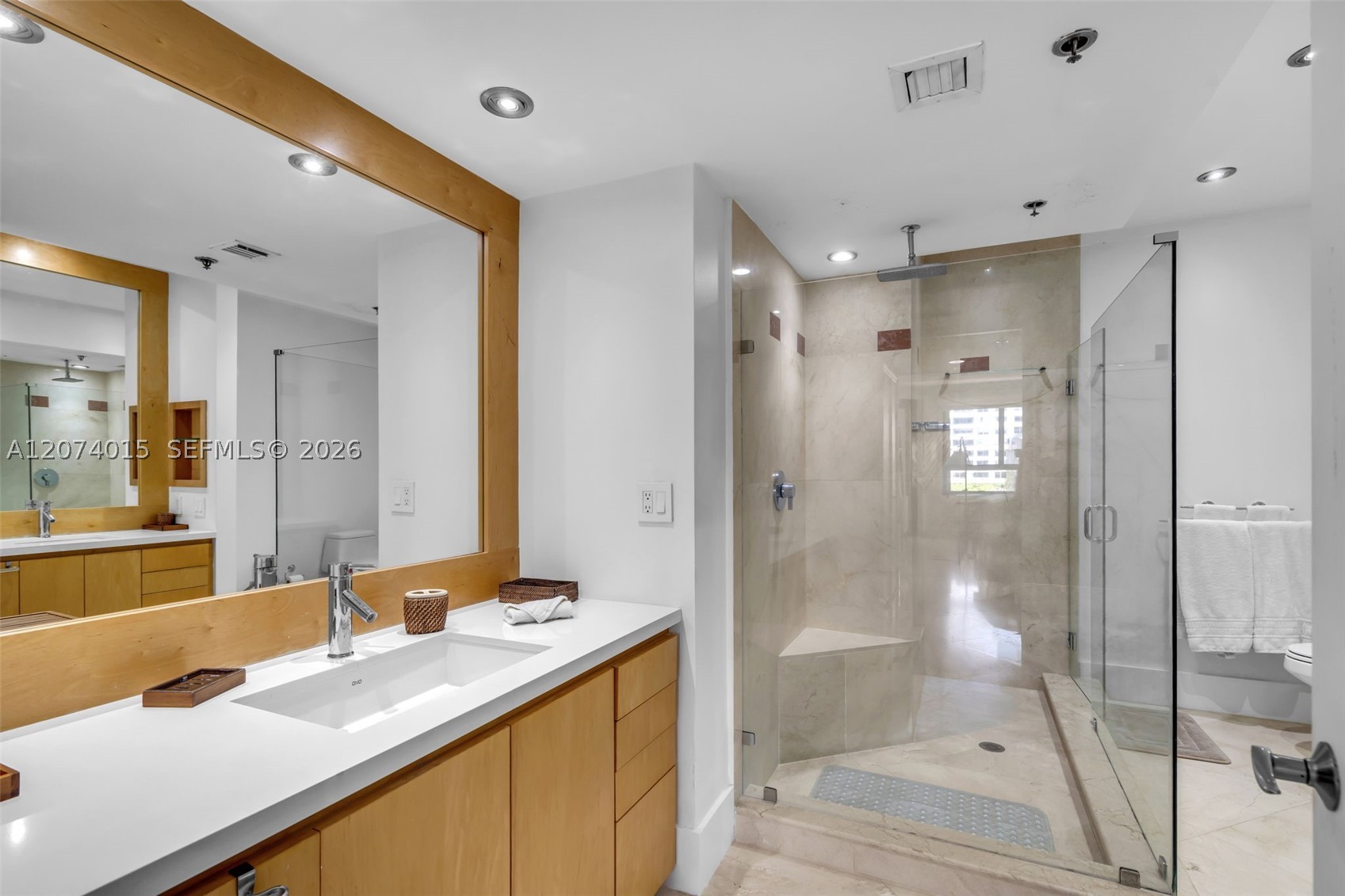 251 Crandon Blvd #431, Key Biscayne FL 33149