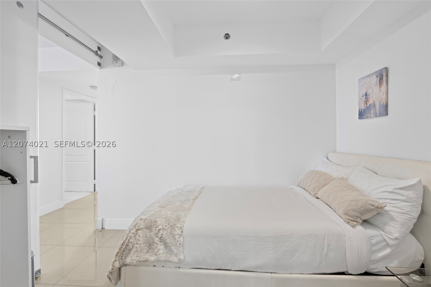 1200 Brickell Bay Dr #3701, Miami FL 33131