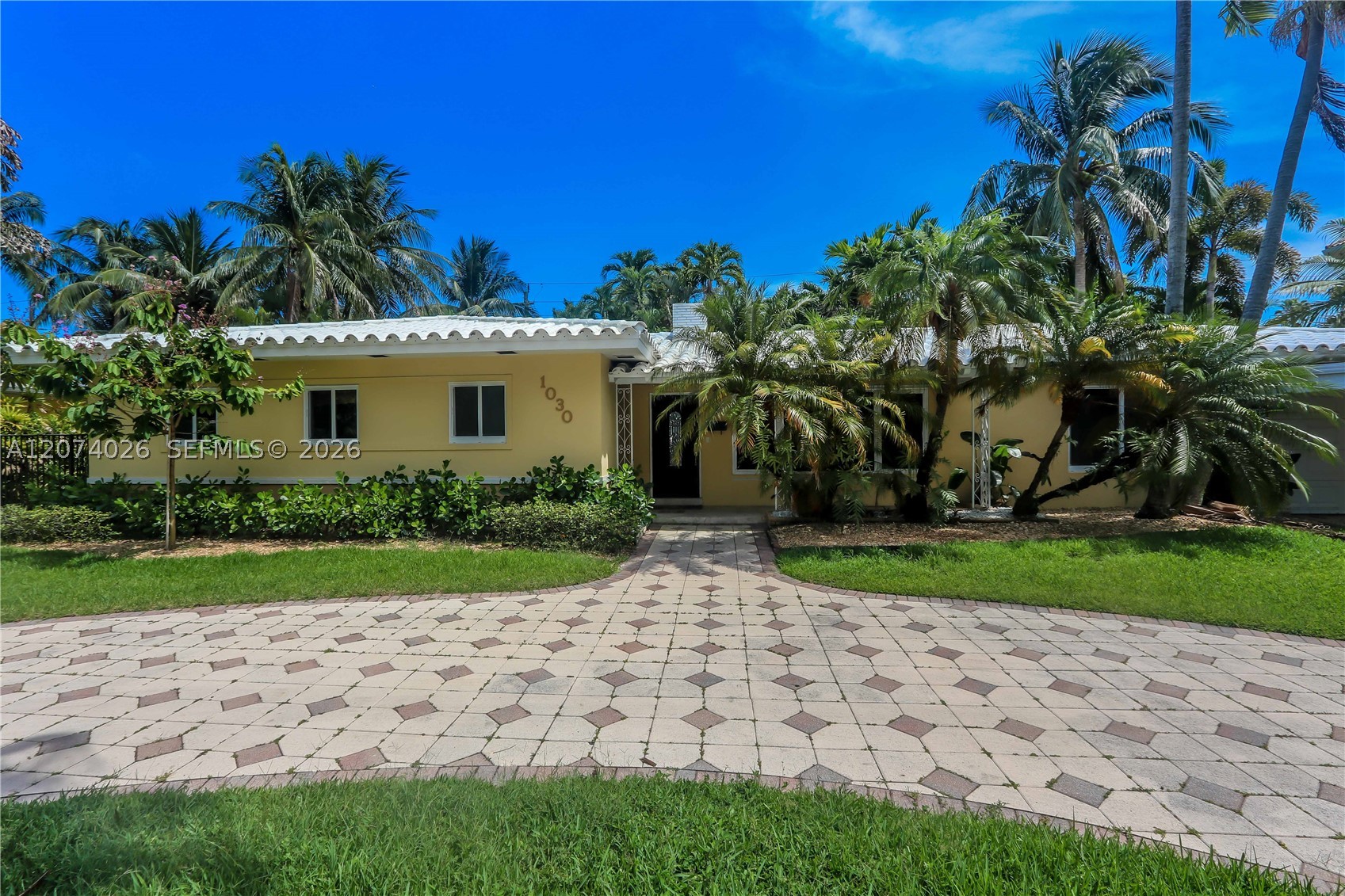 1030 Polk St, Hollywood FL 33019