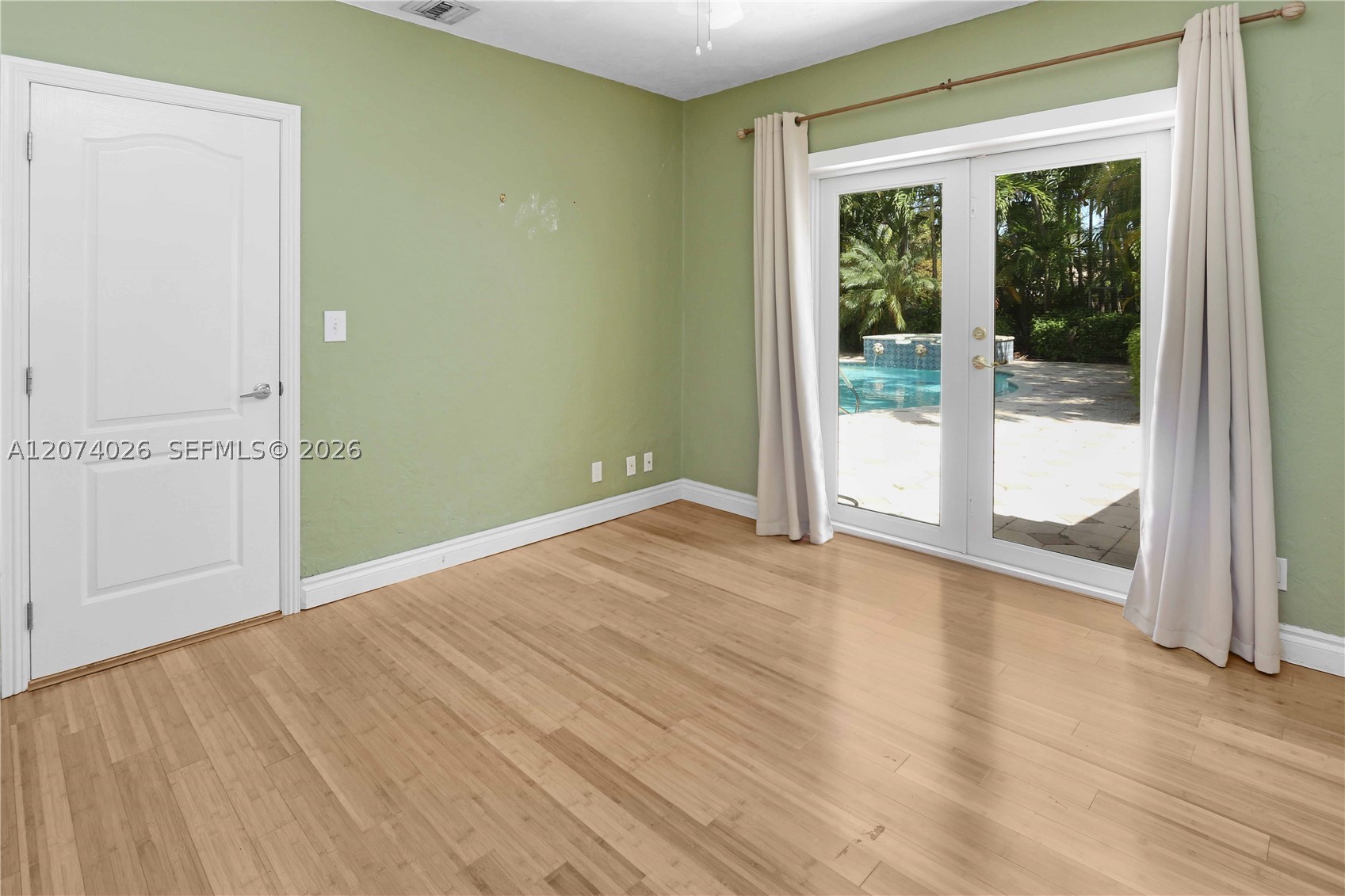 1030 Polk St, Hollywood FL 33019