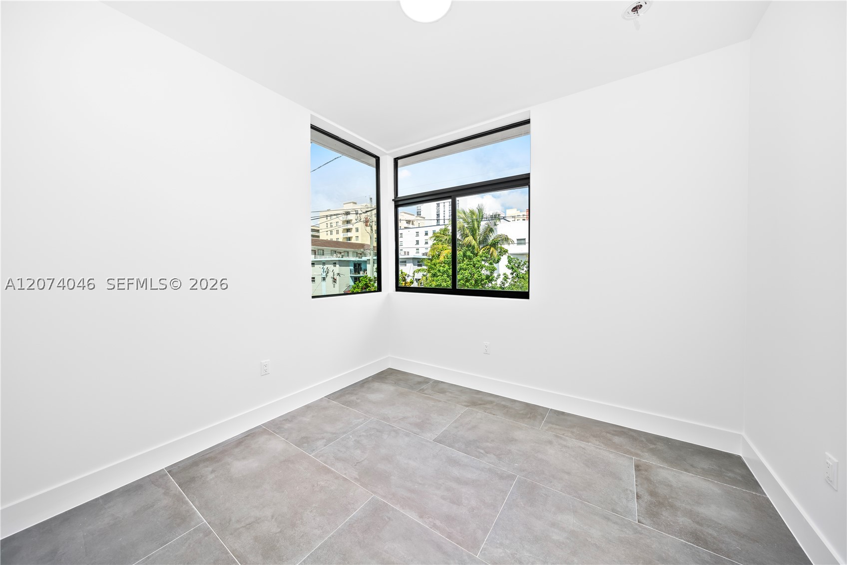 1780 NW 5th St, Miami FL 33136
