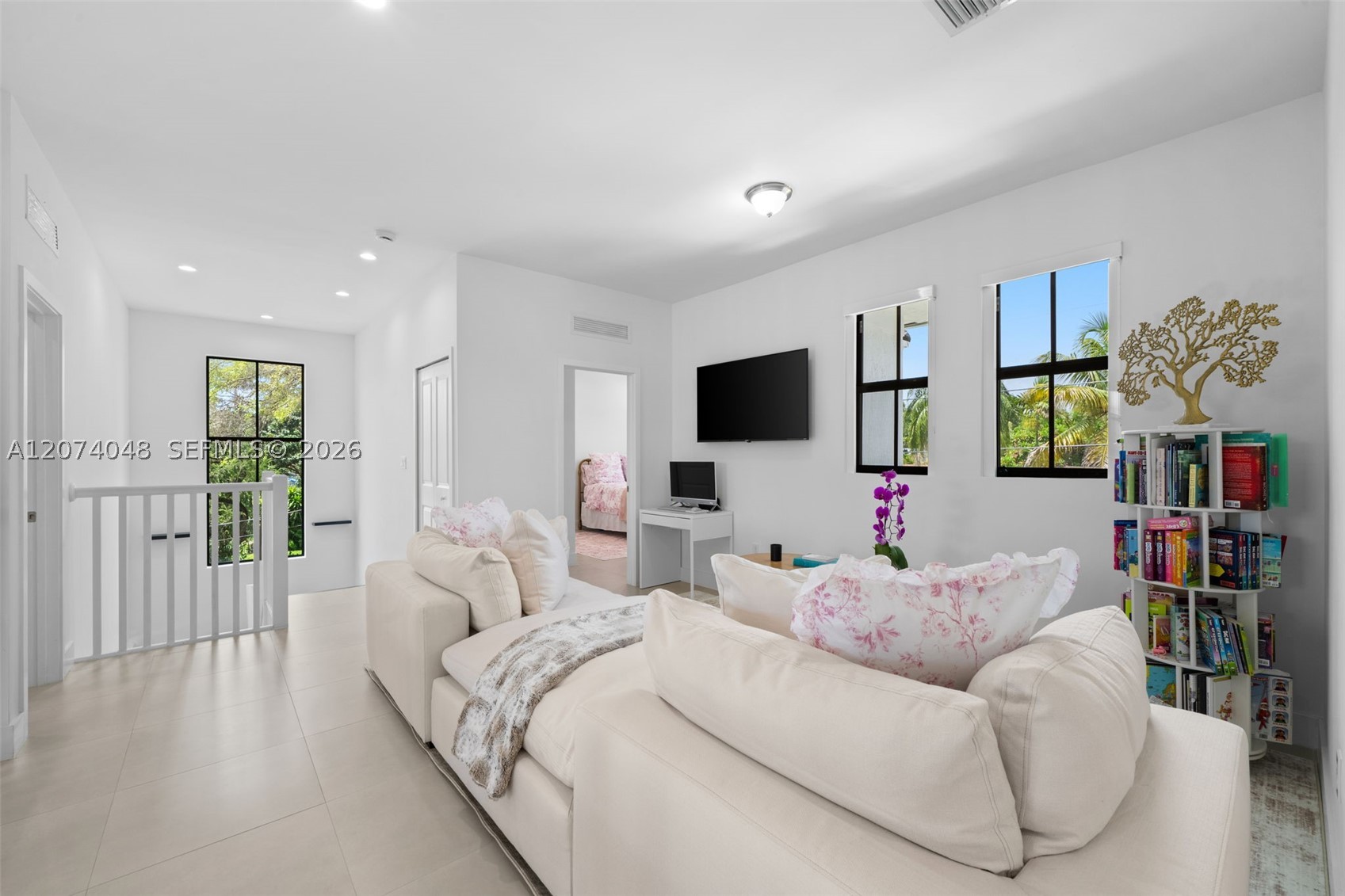 15875 SW 90th Ave, Palmetto Bay FL 33157