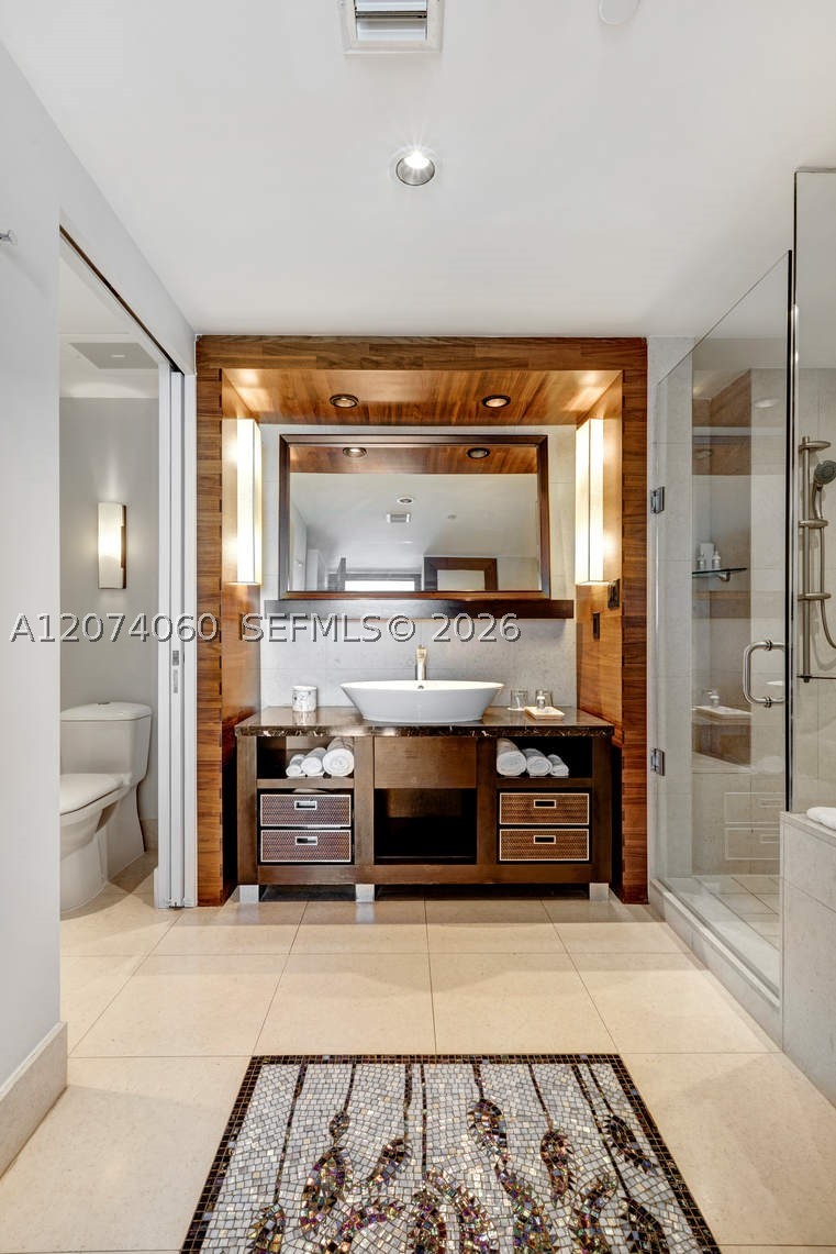 6801 Collins Ave #920, Miami Beach FL 33141