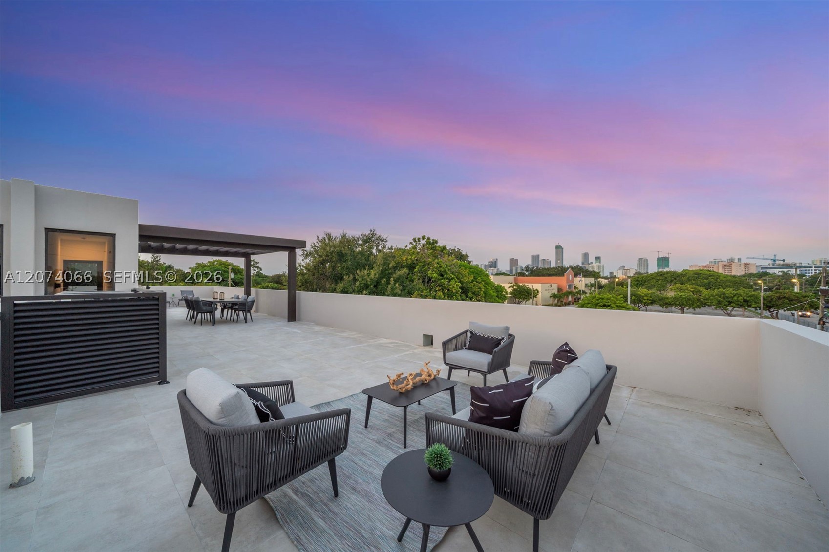 1431 SW 20th St, Miami FL 33145