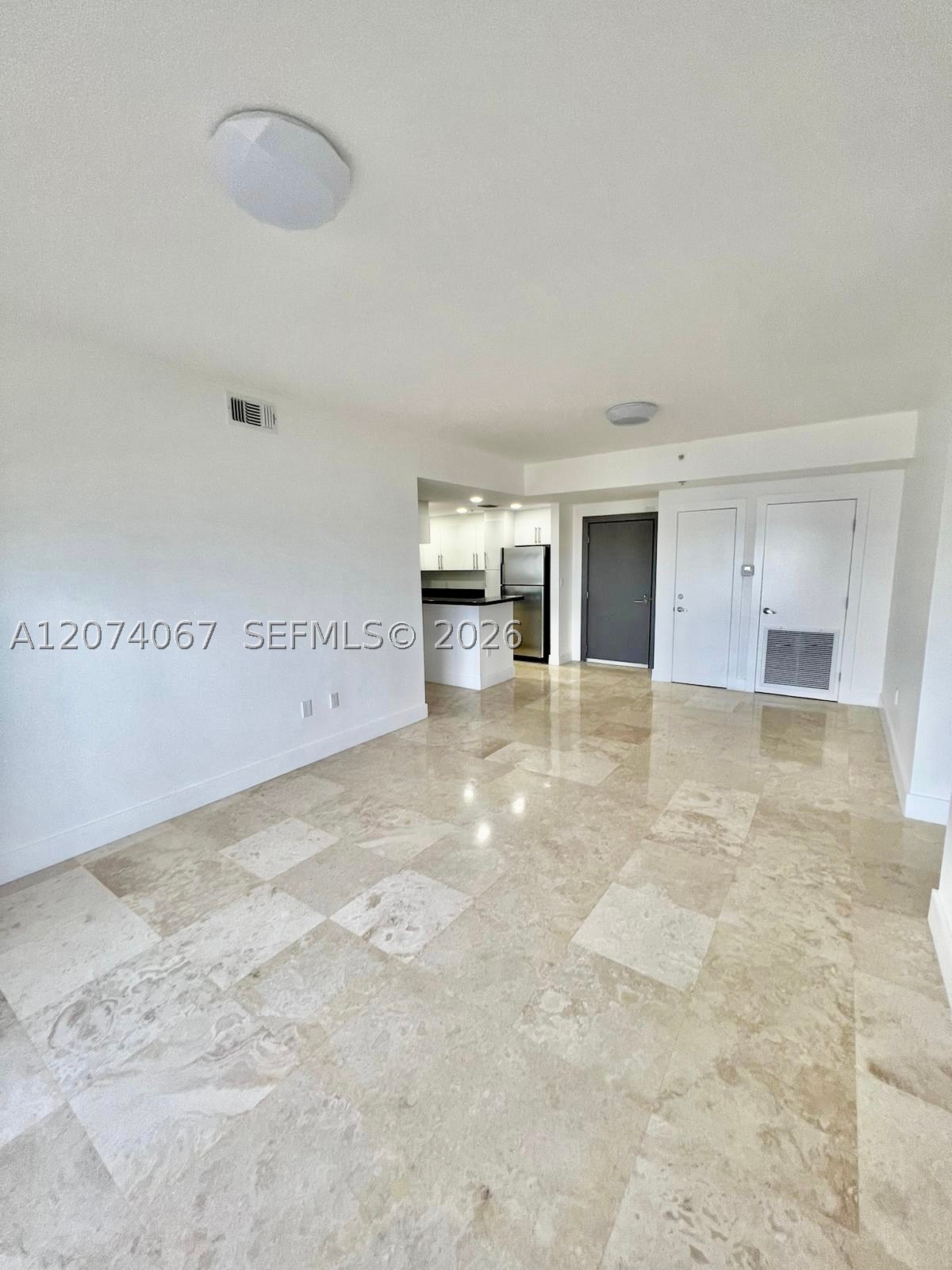 185 SE 14th Ter #2206, Miami FL 33131