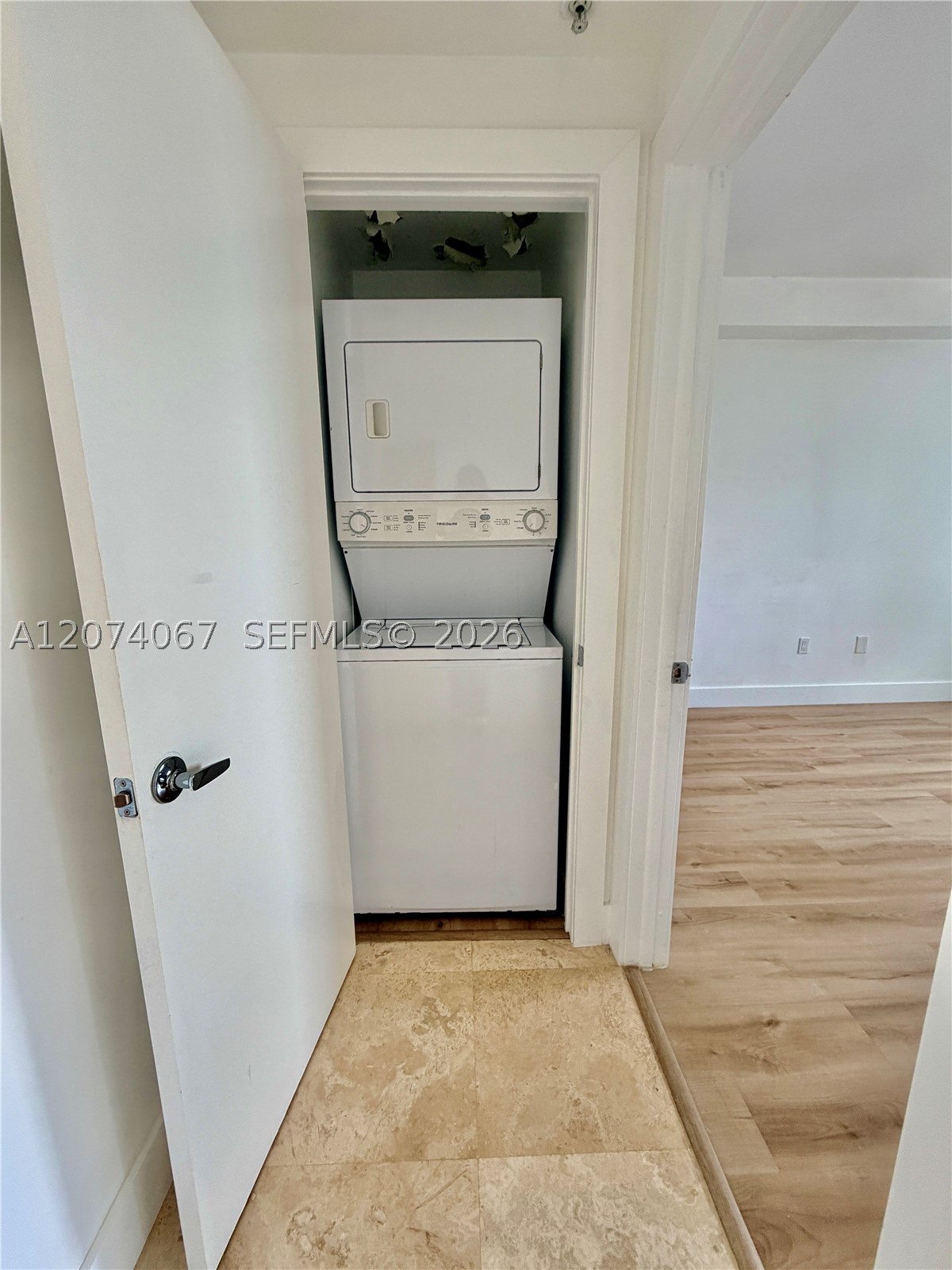 185 SE 14th Ter #2206, Miami FL 33131