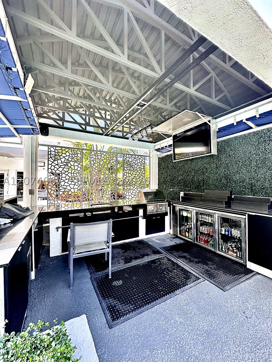 185 SE 14th Ter #2206, Miami FL 33131