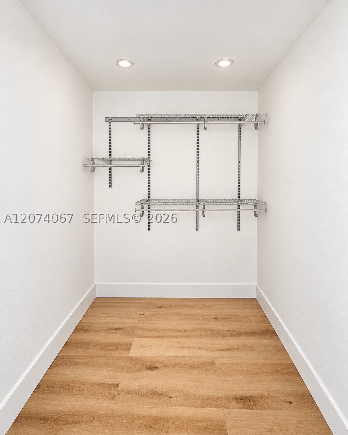 185 SE 14th Ter #2206, Miami FL 33131