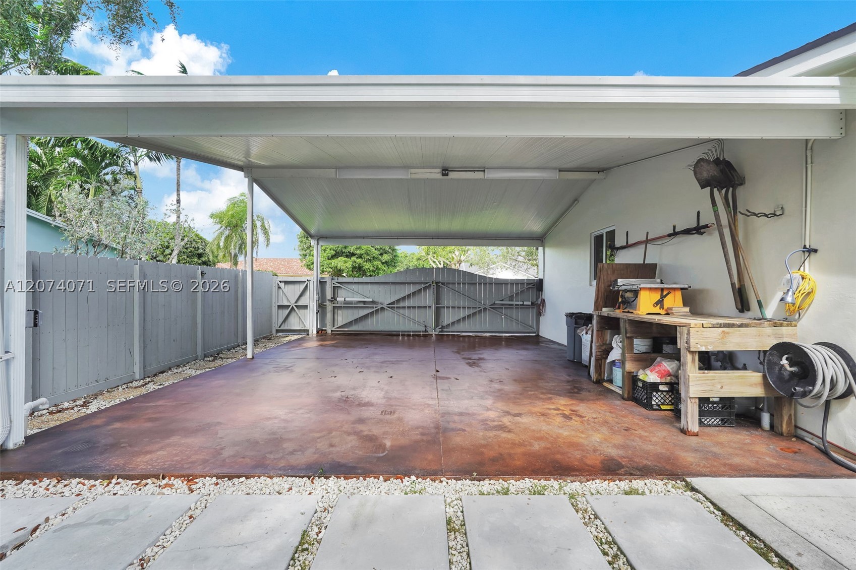 8220 SW 162nd St, Palmetto Bay FL 33157