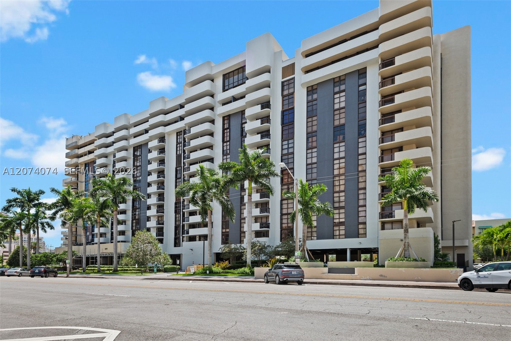 600 Biltmore Way #1214, Coral Gables FL 33134