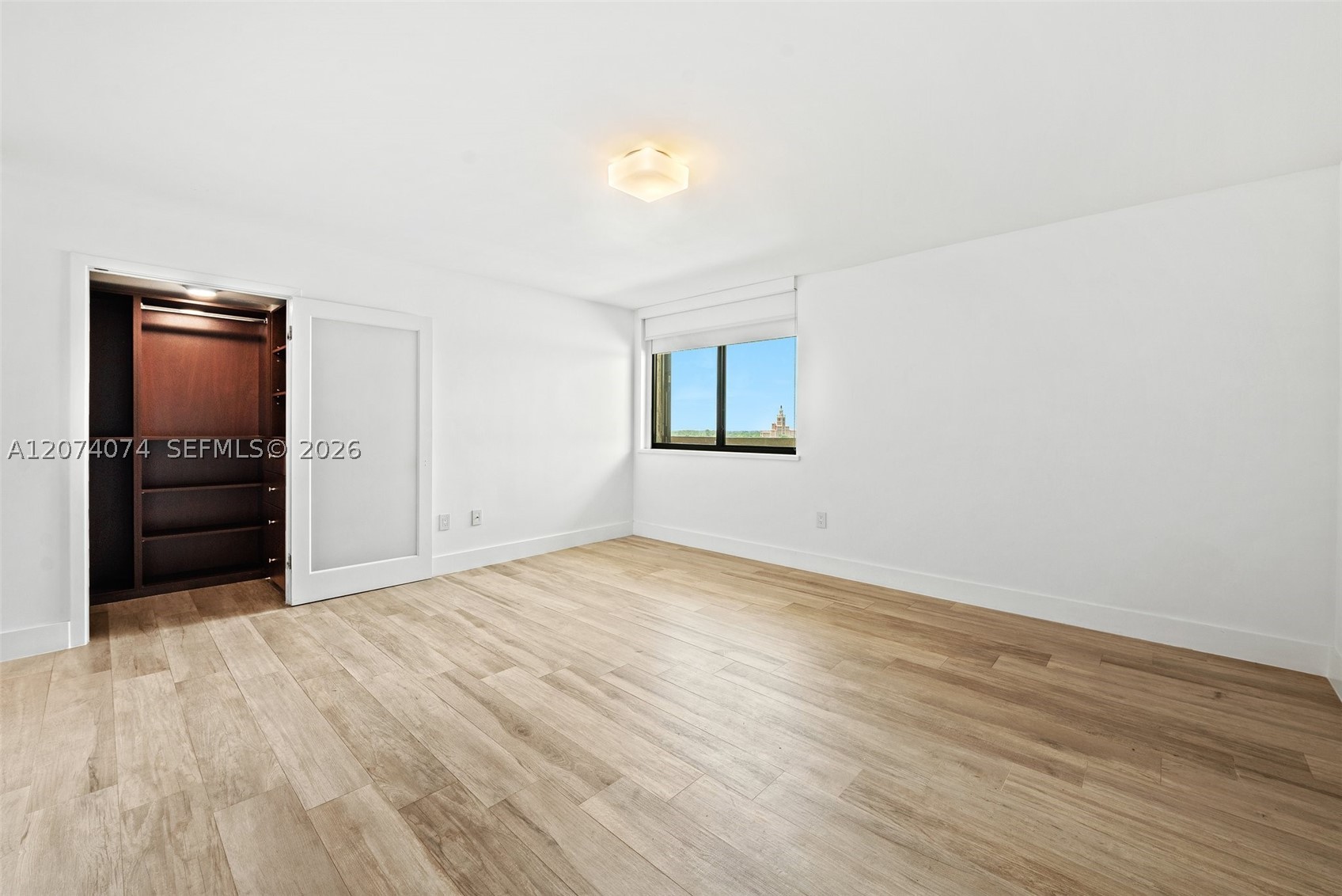 600 Biltmore Way #1214, Coral Gables FL 33134