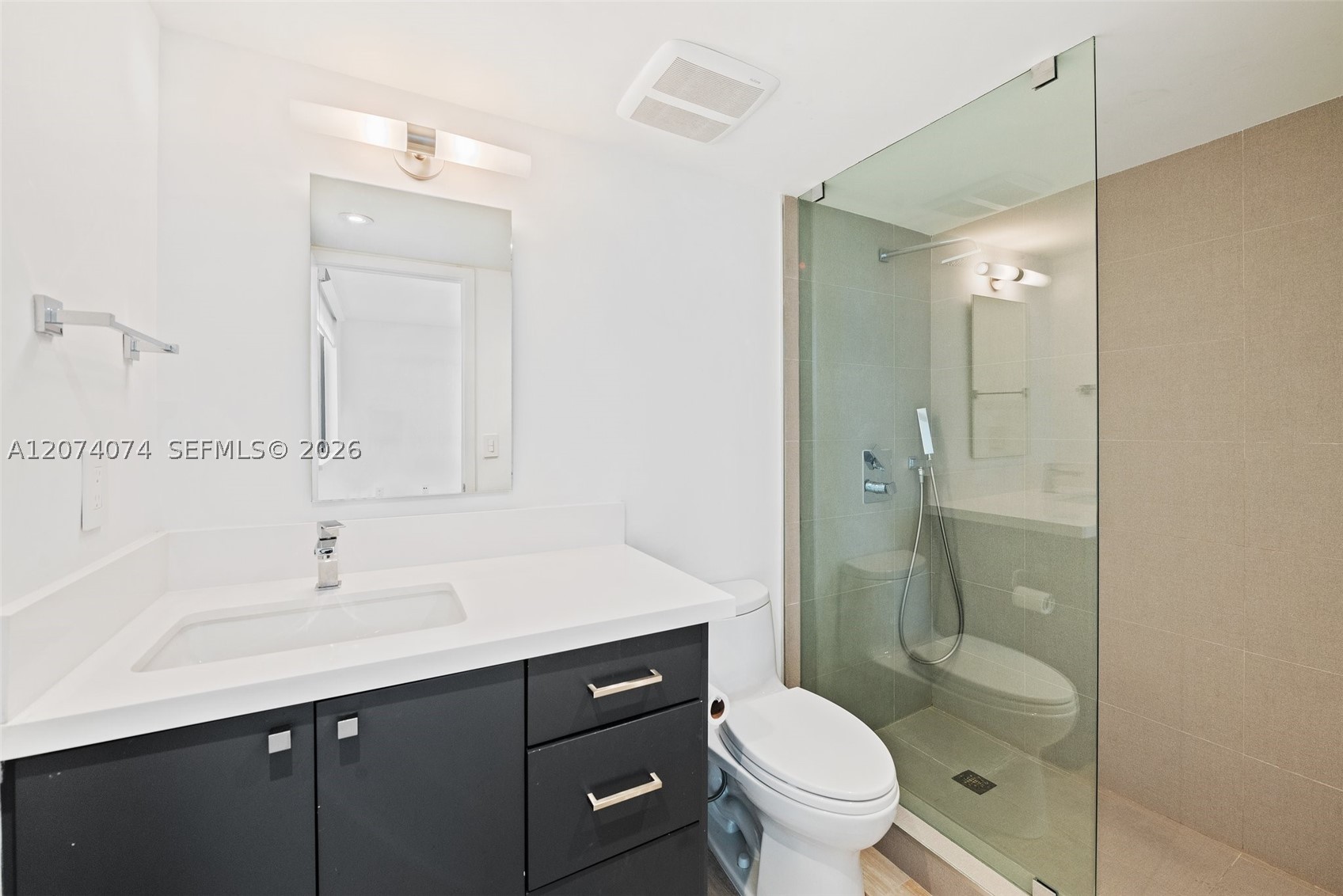 600 Biltmore Way #1214, Coral Gables FL 33134