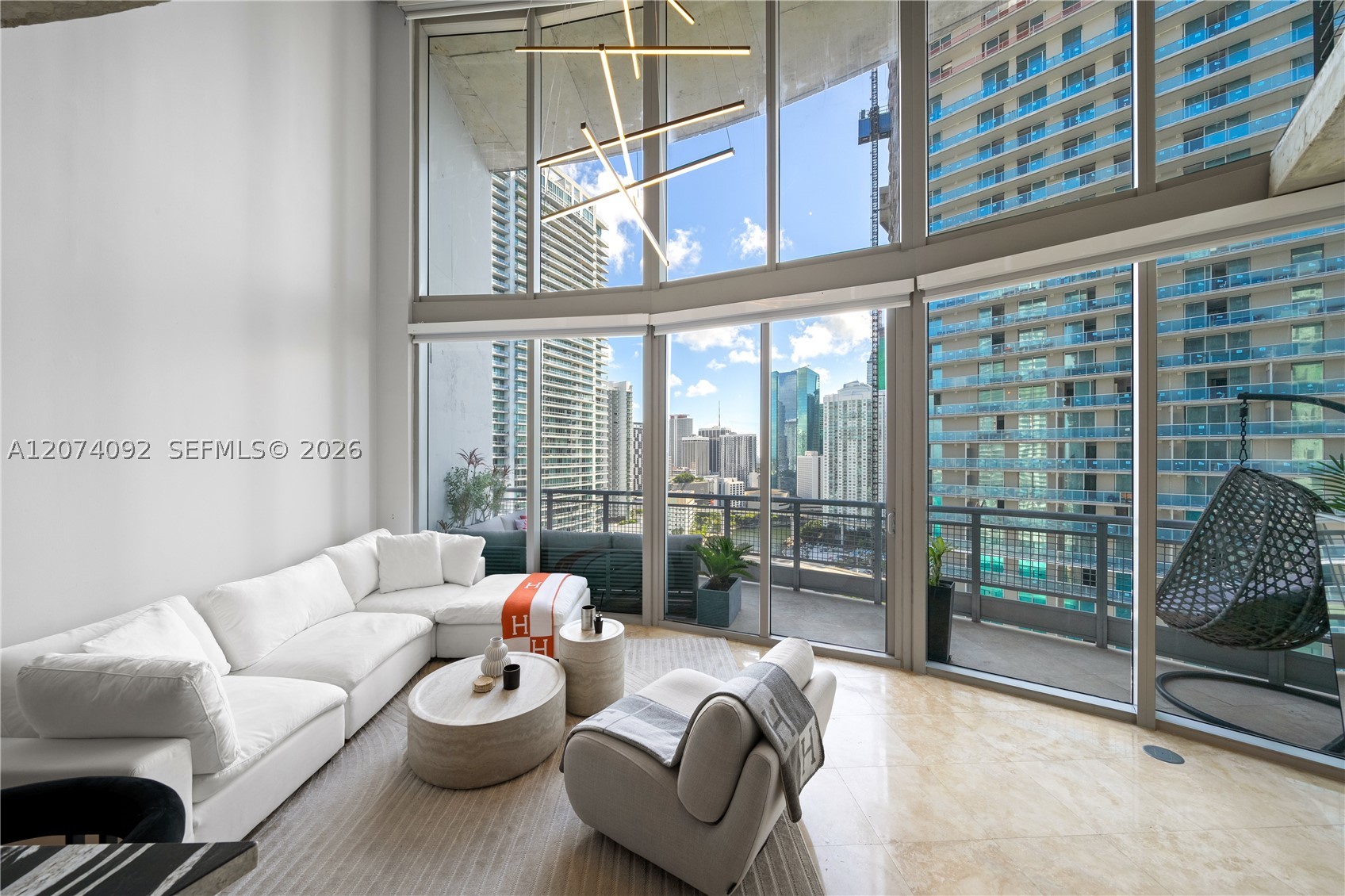 690 SW 1st Ct #2702, Miami FL 33130