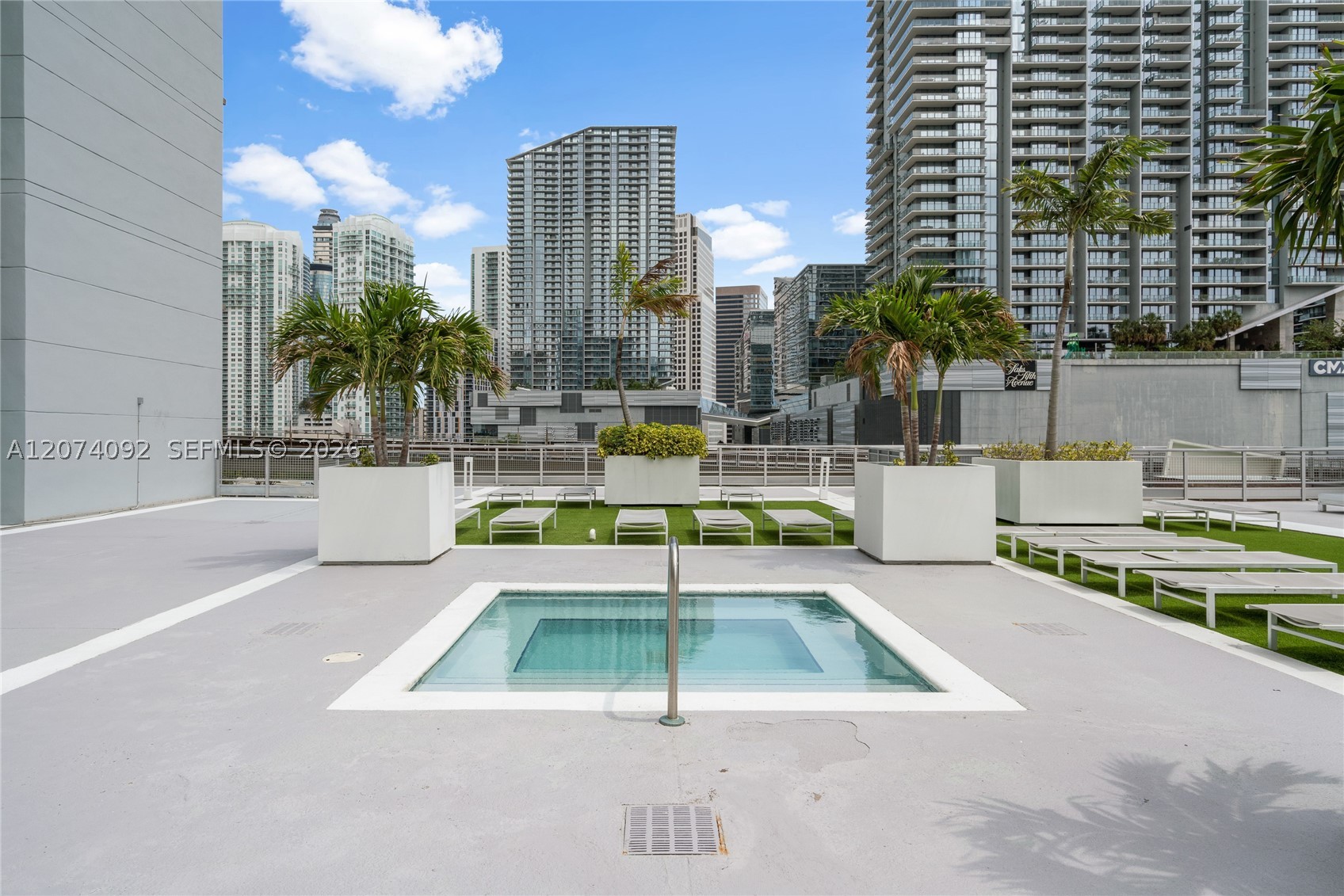 690 SW 1st Ct #2702, Miami FL 33130