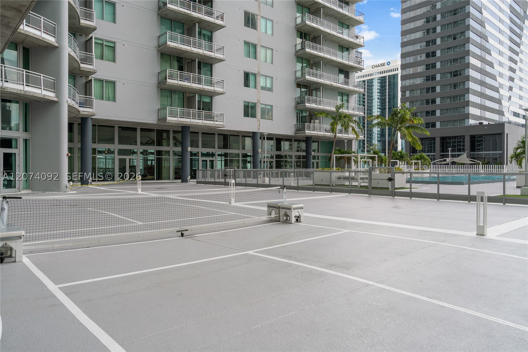 690 SW 1st Ct #2702, Miami FL 33130
