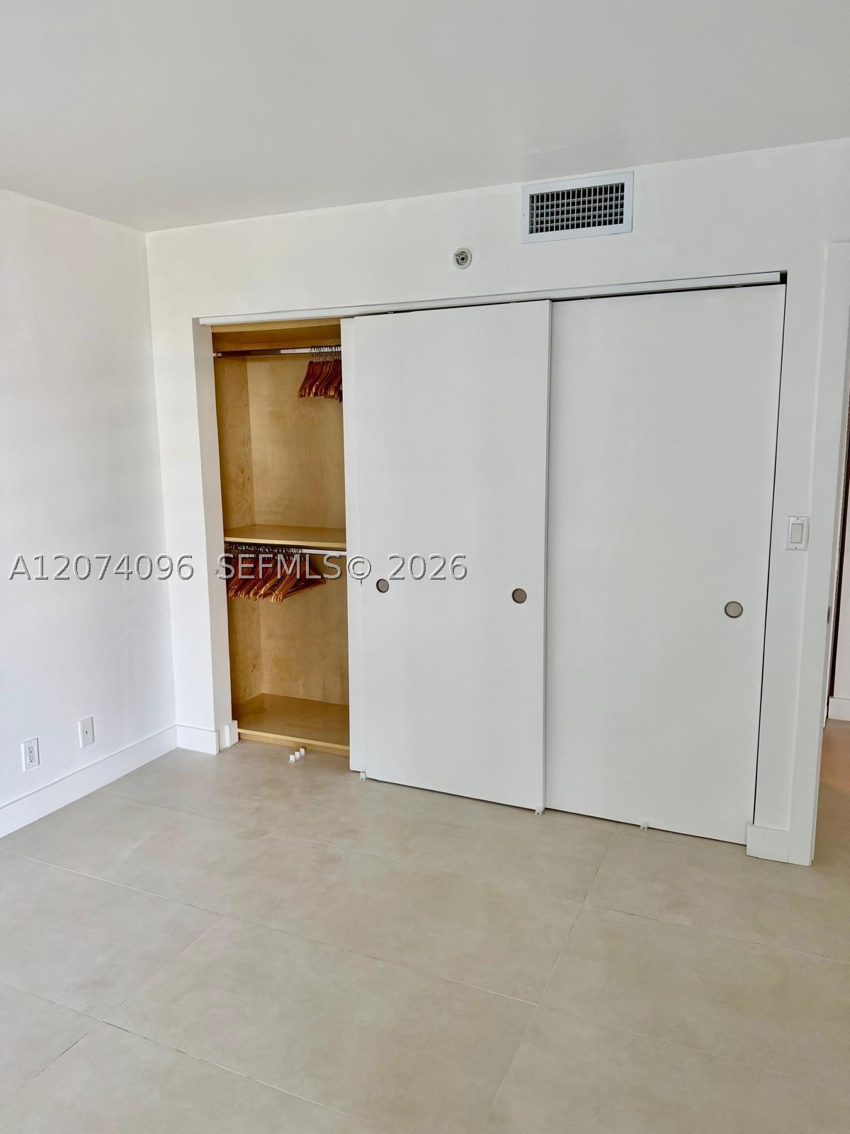 2025 Brickell Ave #1702, Miami FL 33129