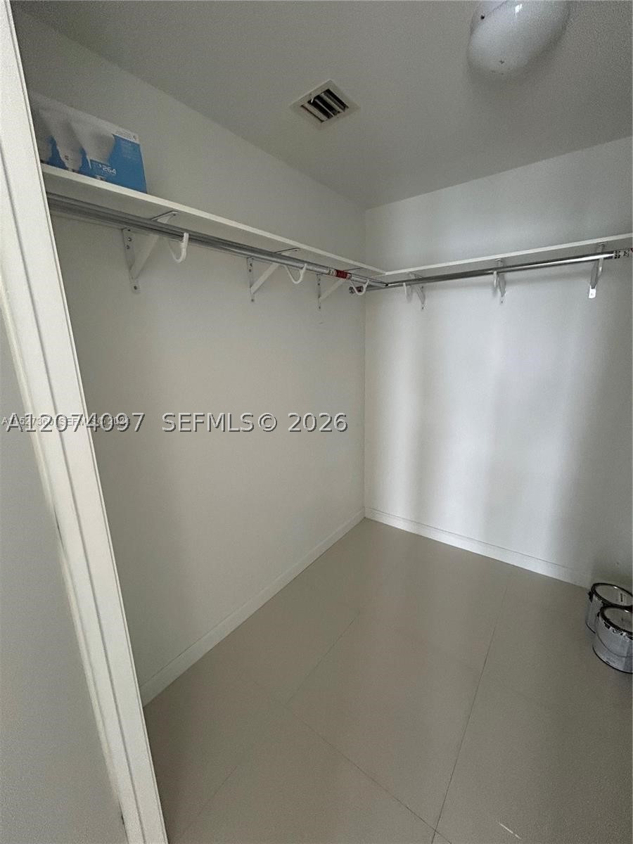 495 Brickell Ave #3609, Miami FL 33131