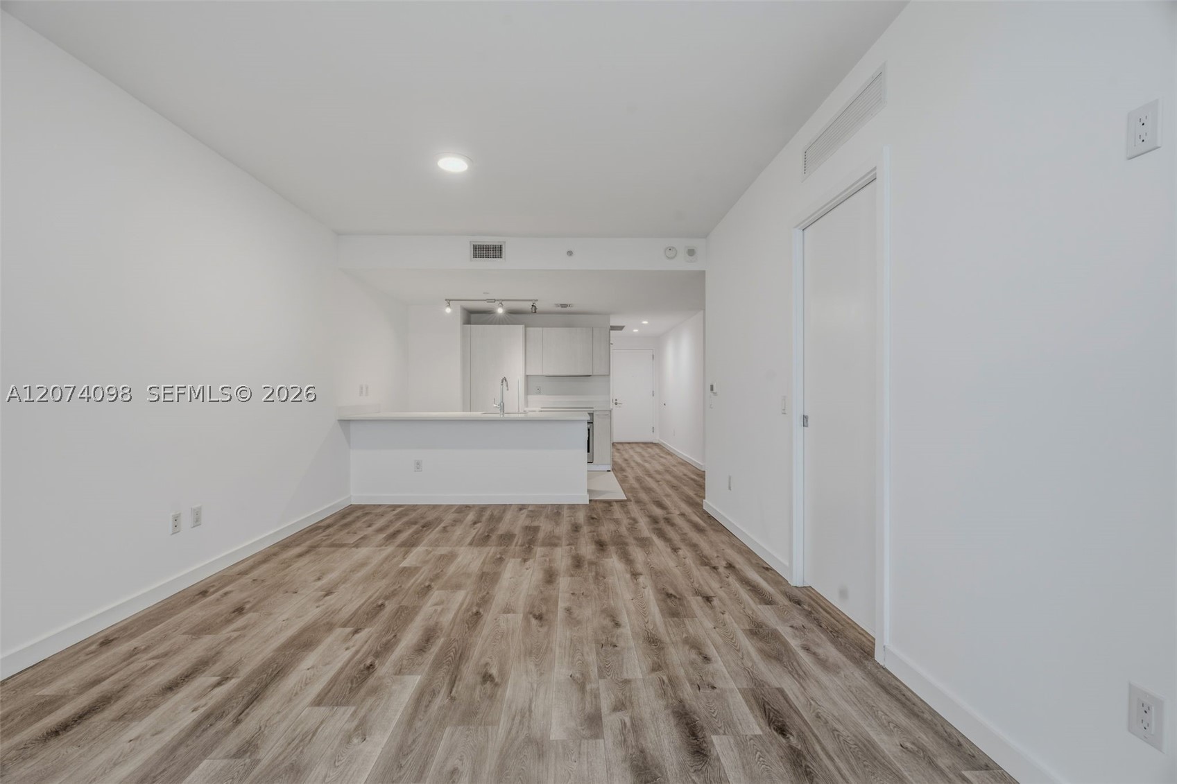 501 NE 31st St #2310, Miami FL 33137