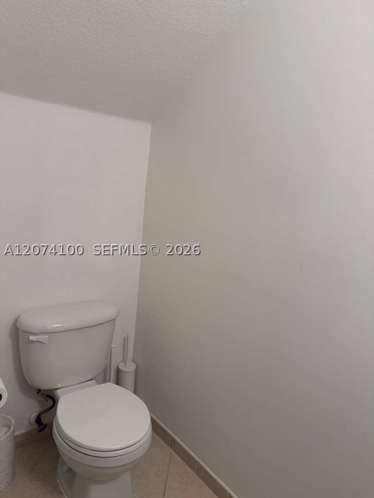 9259 SW 227th St #9-25, Cutler Bay FL 33190