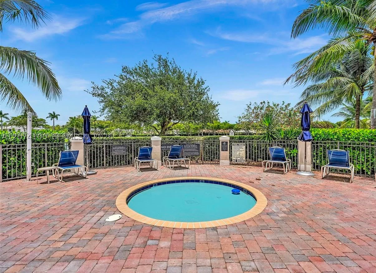 9259 SW 227th St #9-25, Cutler Bay FL 33190