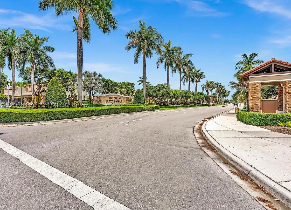 9259 SW 227th St #9-25, Cutler Bay FL 33190