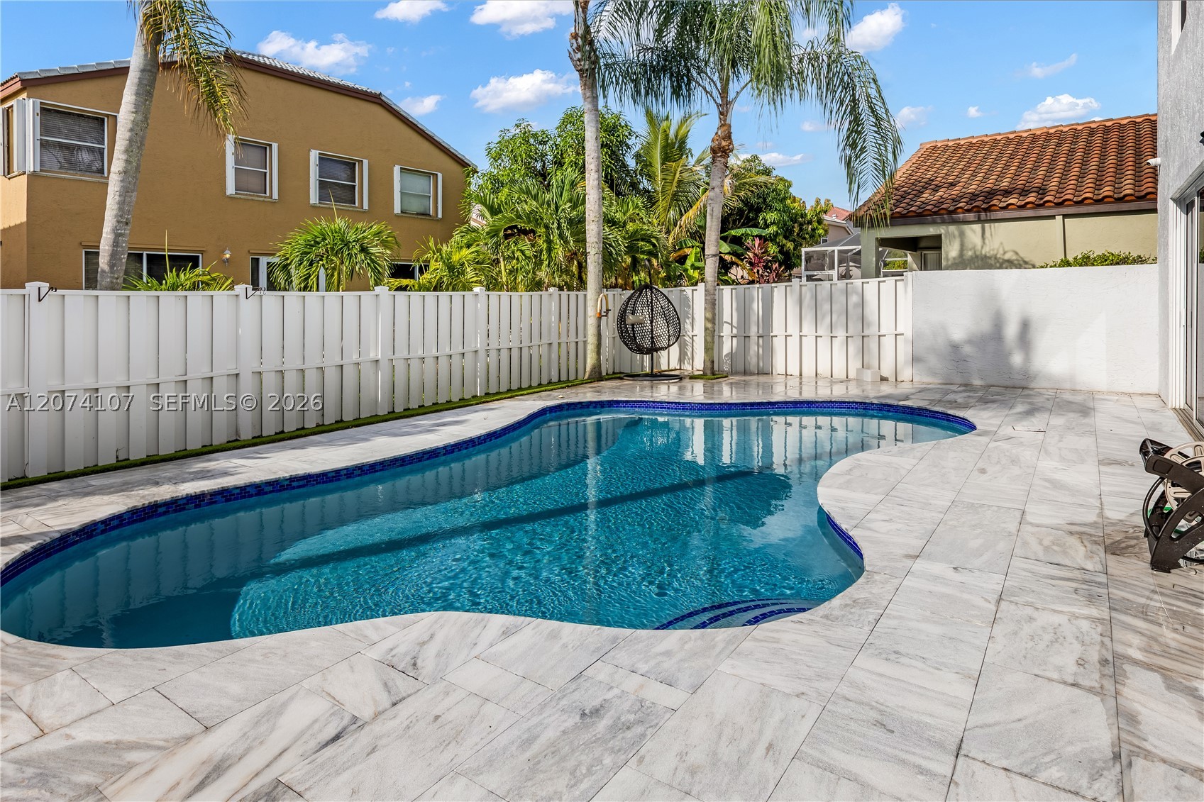 15724 NW 11th St, Pembroke Pines FL 33028