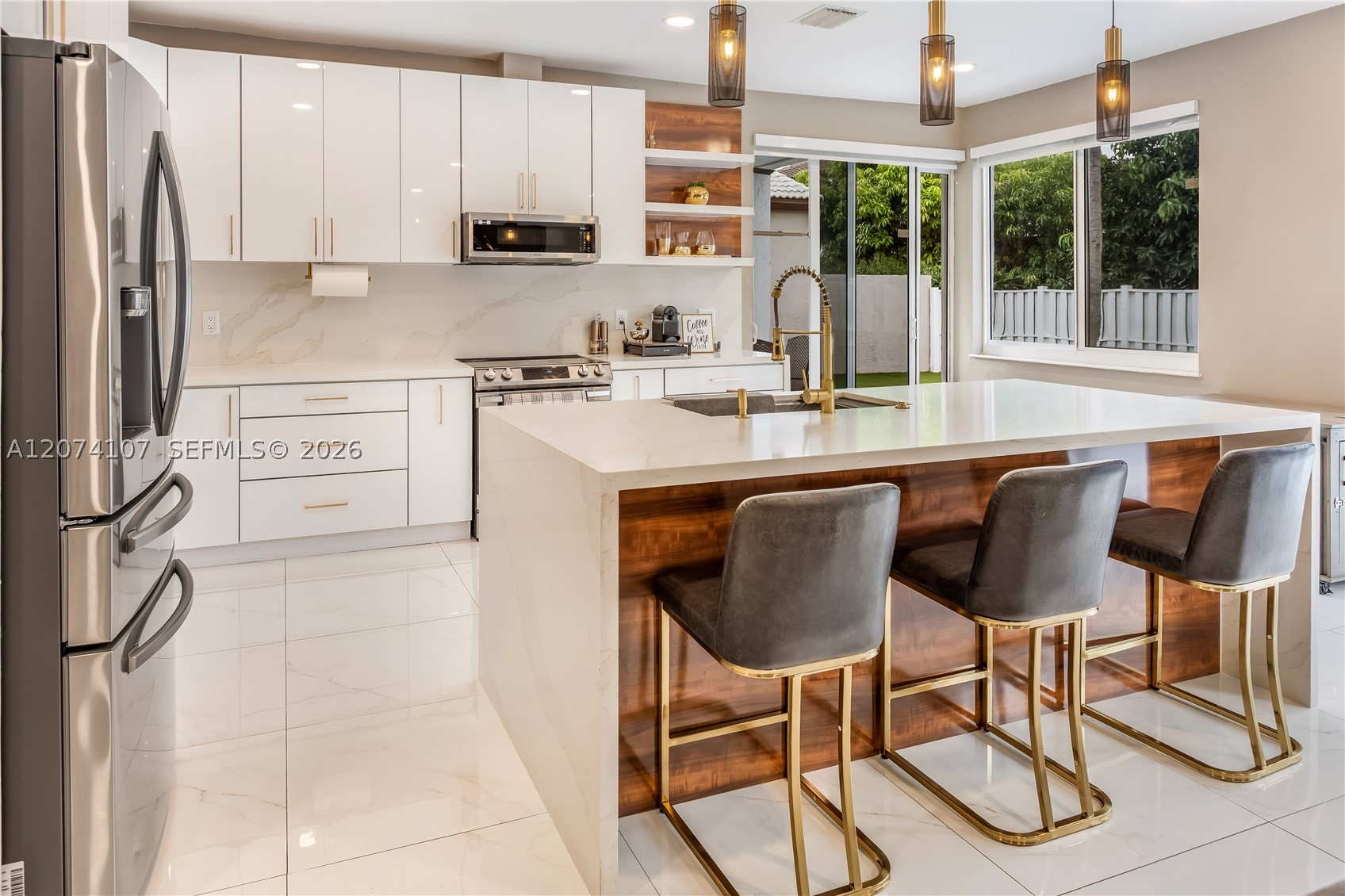15724 NW 11th St, Pembroke Pines FL 33028