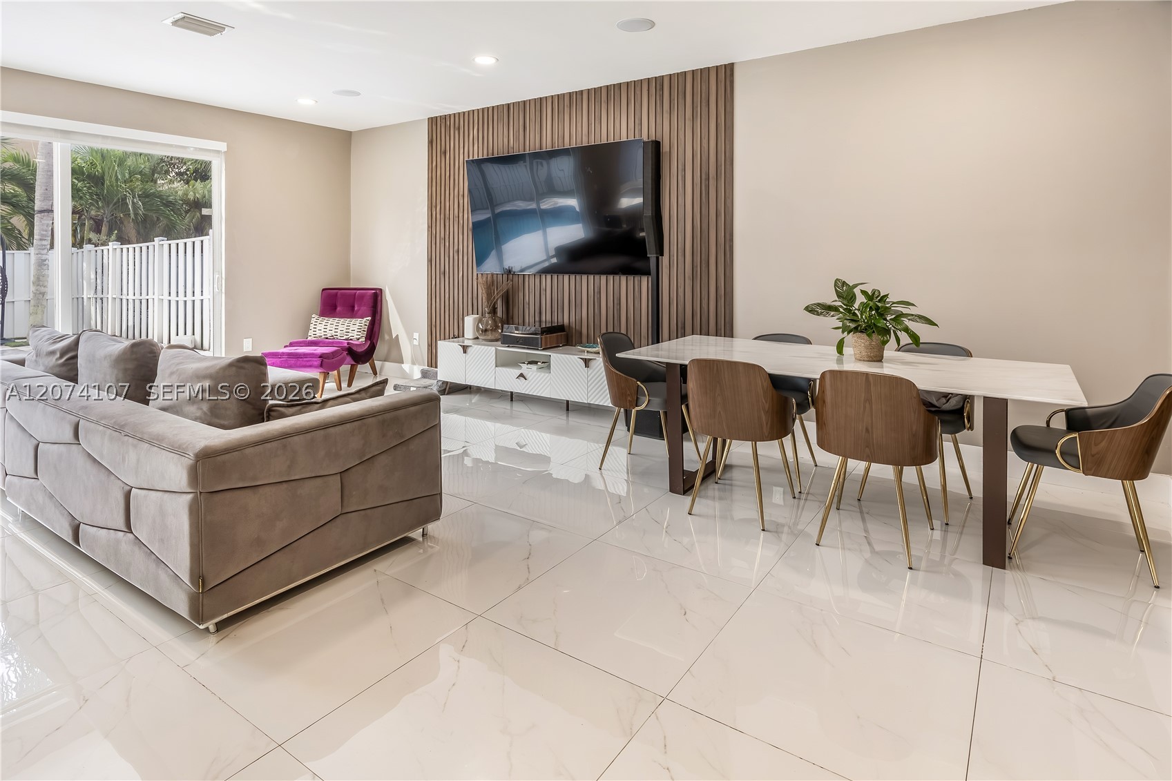 15724 NW 11th St, Pembroke Pines FL 33028