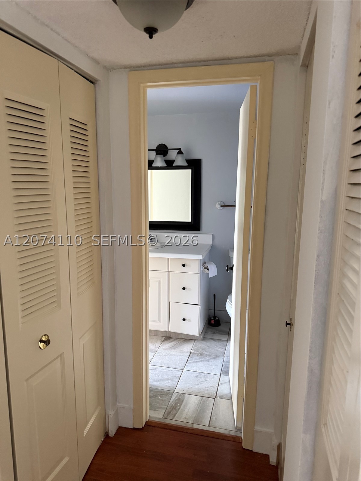 7900 Camino Cir #403, Miami FL 33143
