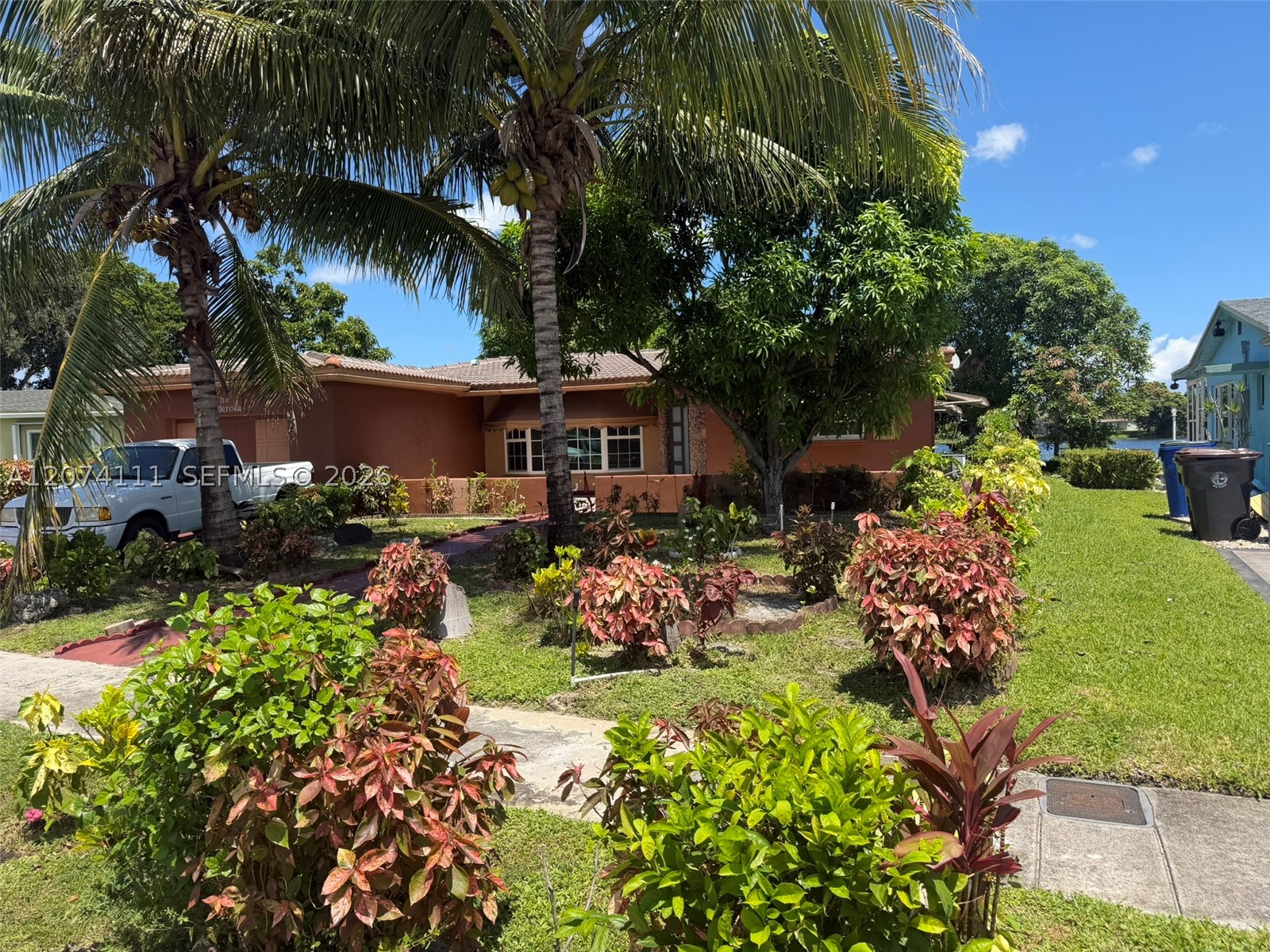 3970 NW 50th Ave, Lauderdale Lakes FL 33319