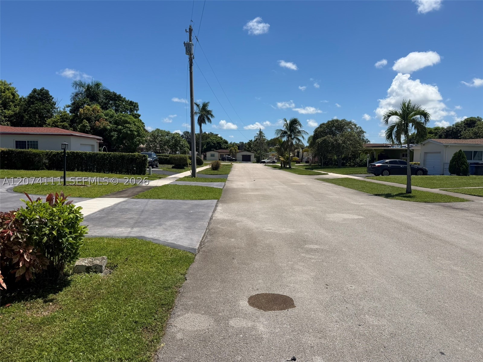 3970 NW 50th Ave, Lauderdale Lakes FL 33319