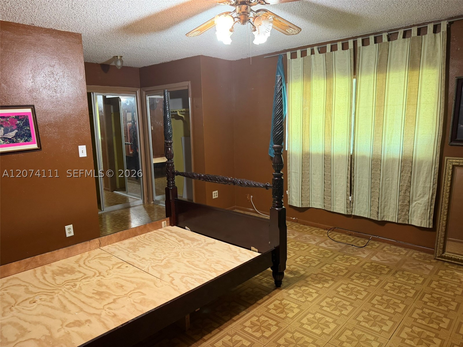 3970 NW 50th Ave, Lauderdale Lakes FL 33319