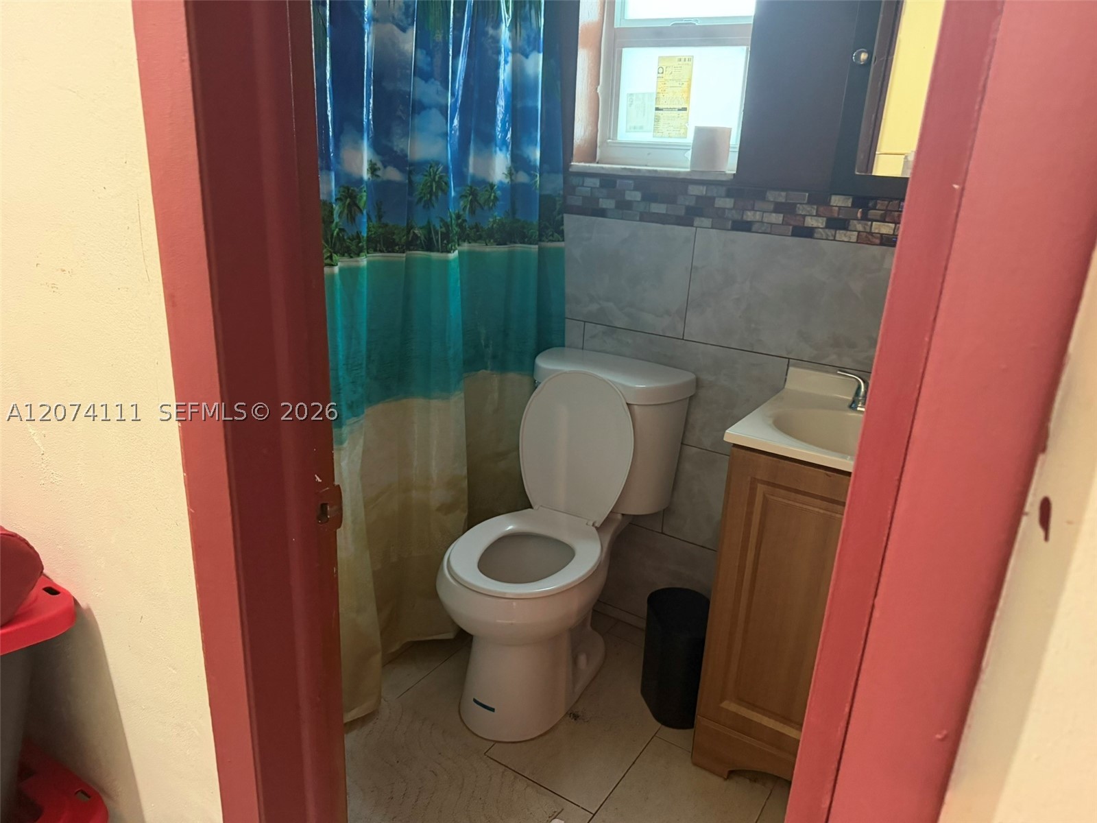 3970 NW 50th Ave, Lauderdale Lakes FL 33319
