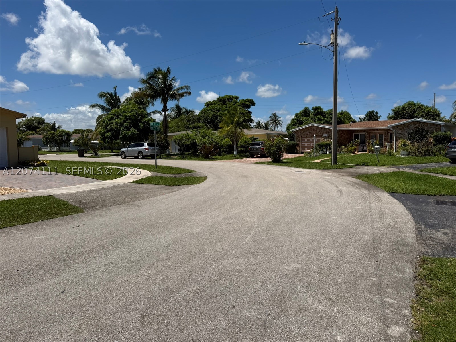 3970 NW 50th Ave, Lauderdale Lakes FL 33319