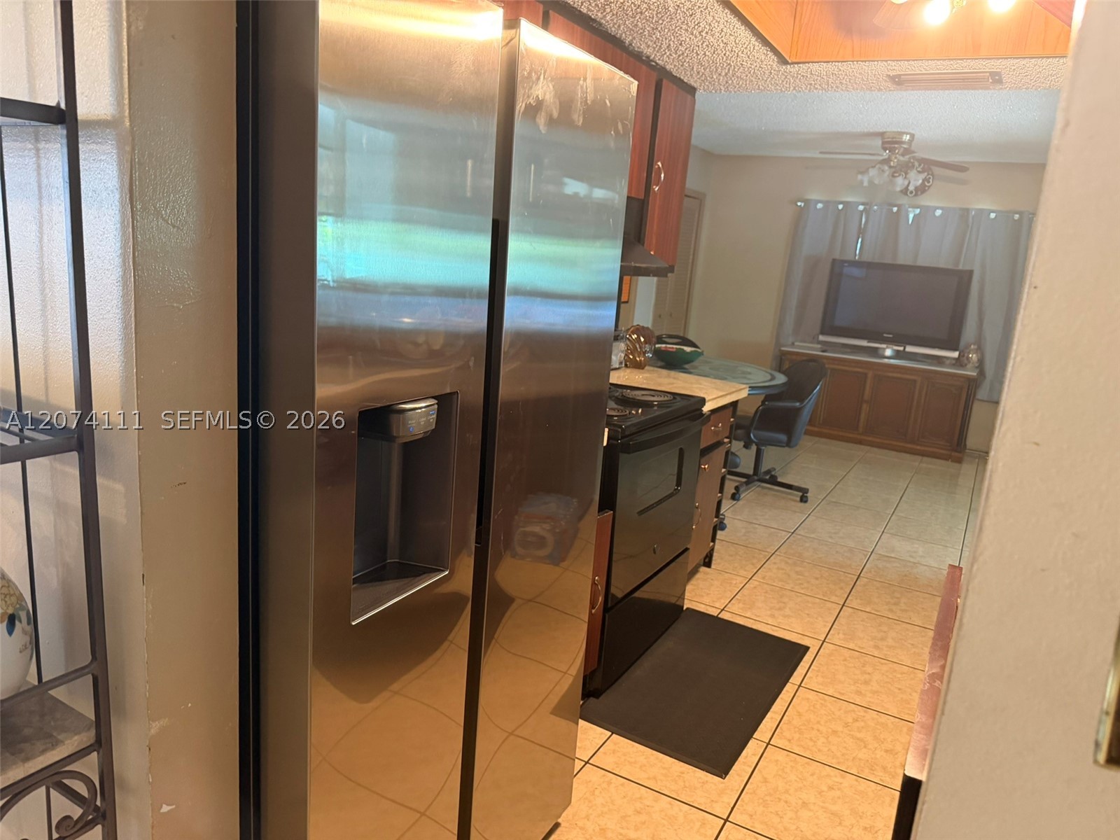 3970 NW 50th Ave, Lauderdale Lakes FL 33319