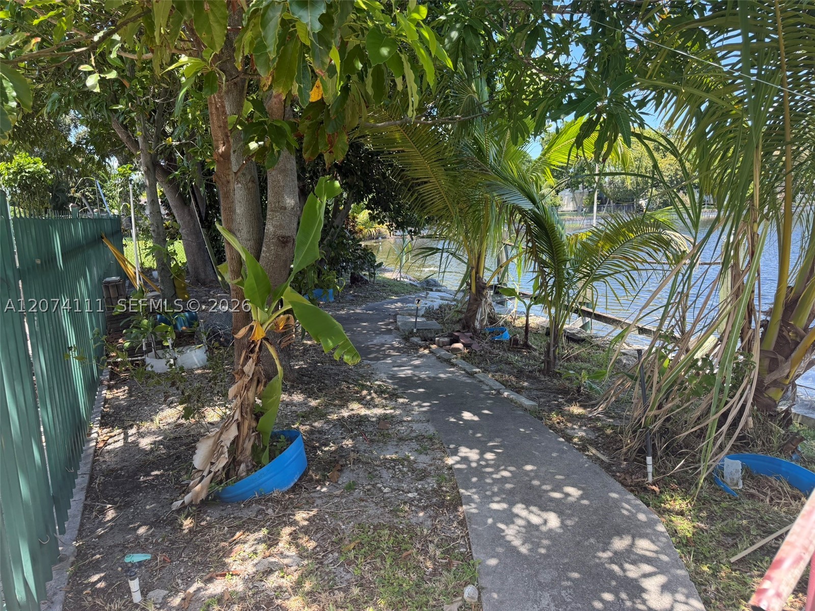 3970 NW 50th Ave, Lauderdale Lakes FL 33319
